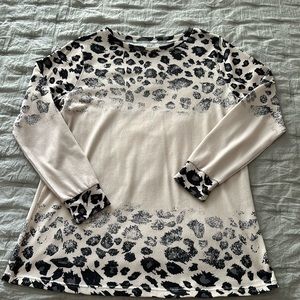 Leopard print lightweight sweater